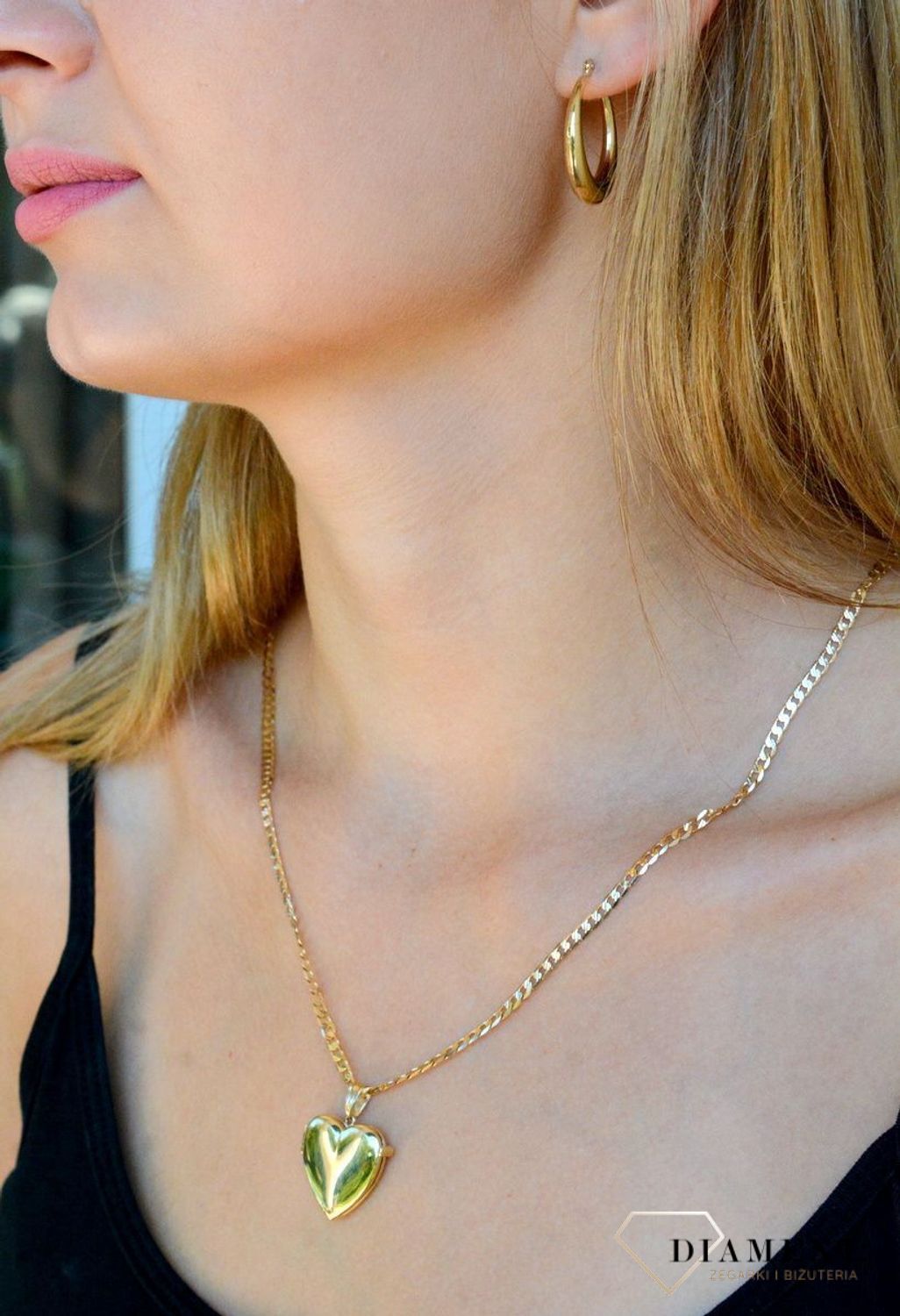 Złote kolczyki damskie 375 kółeczka z delikatnym grawerem 2,5 cm KL 4606A 375 (1).jpg